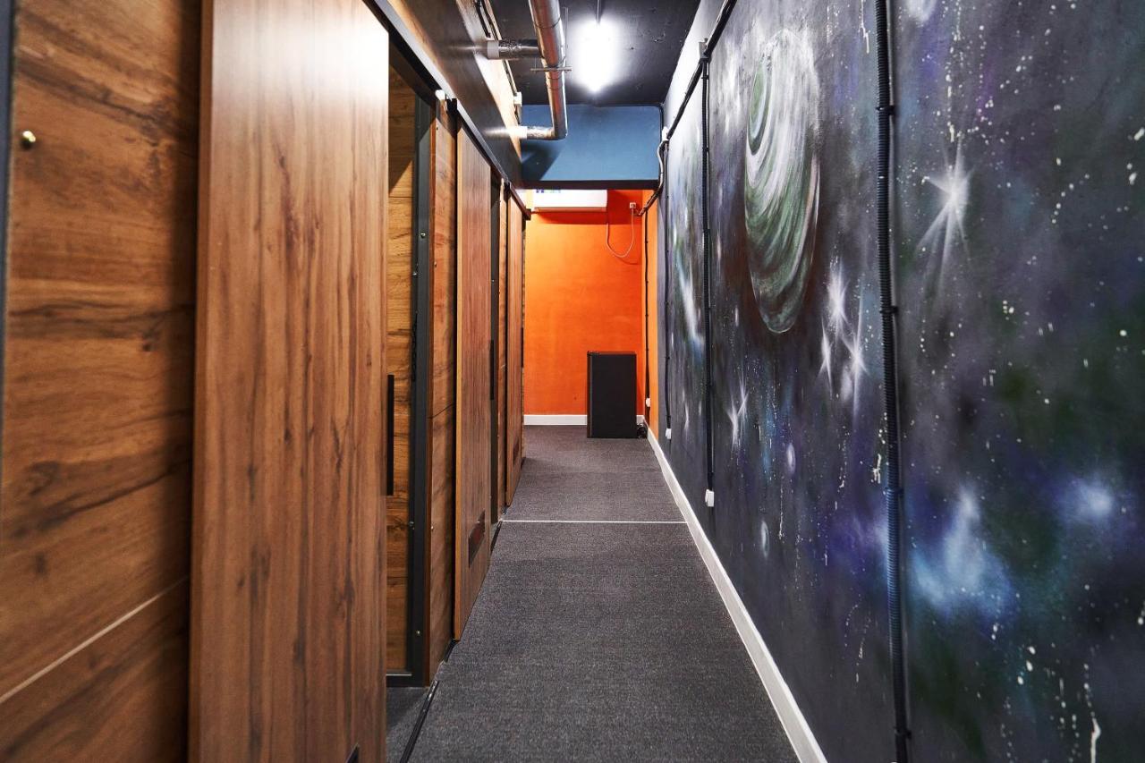 Gagarin Capsule Hotel Almaty Exterior photo